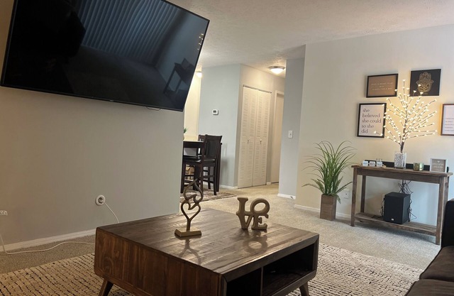 Chic 1-bedroom with WiFi and fitness room in Austell