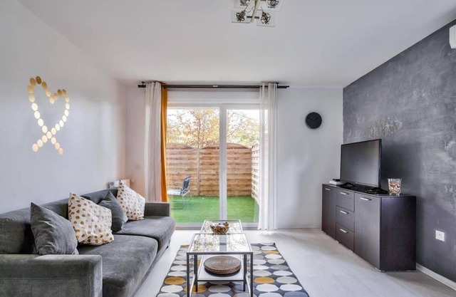 Chic apart with terrace and parking