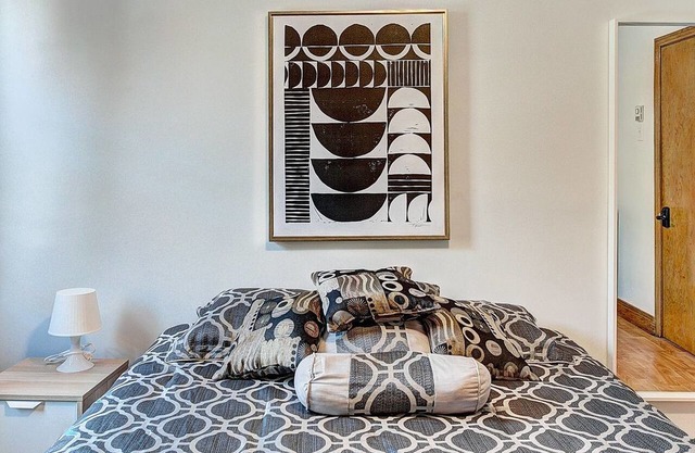 Chic Studio B&B by Downtown Old Montreal #3