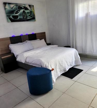 Chikos guest house