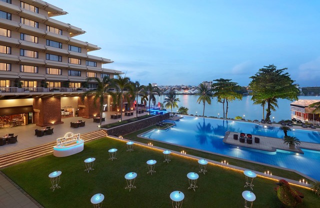 Cinnamon Lakeside Colombo