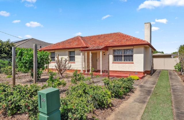 Clarence Gardens Family Home