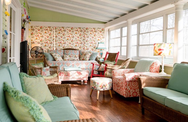 Classic Lake Michigan Cottage Near Holland State Park with Beach