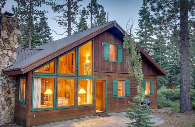 Classic, Lake Tahoe Cabin on Double Lot with WiFi & Fireplace