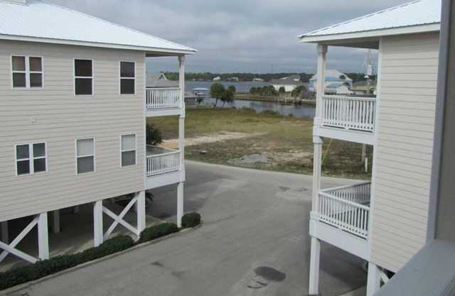 Close to it All~ Top Floor Unit! Lagoon Views! 3 Bedrooms! BOOK NOW!!!