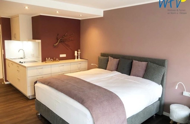 Close to the beach and comfortable!