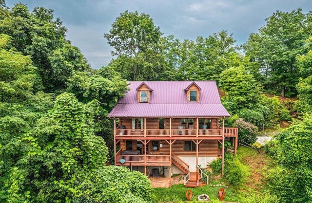 Cloud 10 Mountaintop Guesthouse
