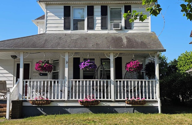 Coastal Charm: Spacious 4BR Beach House in Bradley Beach, NJ Pet-friendly!