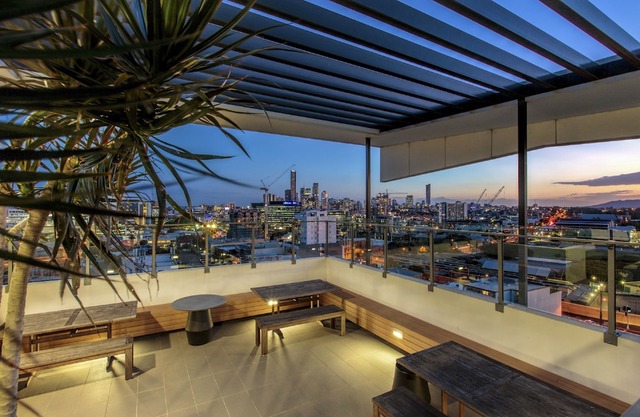 Code Apartments