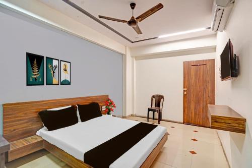 Collection O Kadodara Bus Terminal Formerly Hotel Rudra
