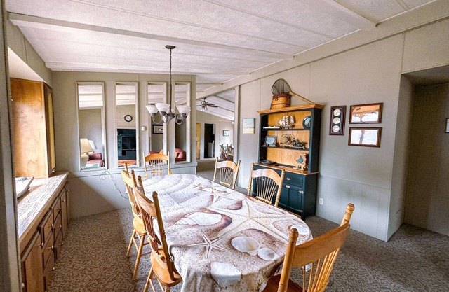 Columbus Empire House - Coos Bay, OR