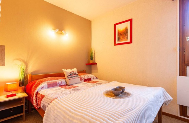 Comfort in St Lary: T2, 4 ppl, jacuzzi, sauna, gym, parking