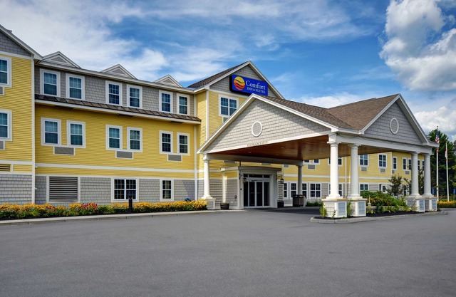Comfort Inn & Suites Wilton