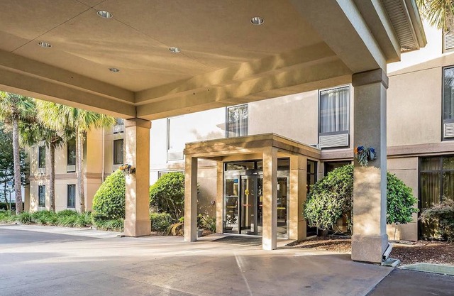 Comfort Inn University