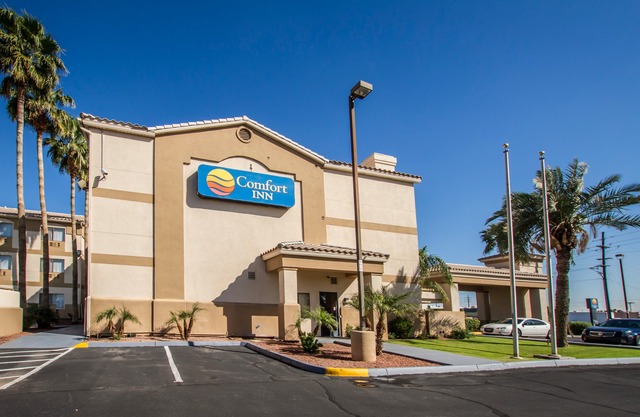 Comfort Inn West Phoenix at 27th Ave and I-I0