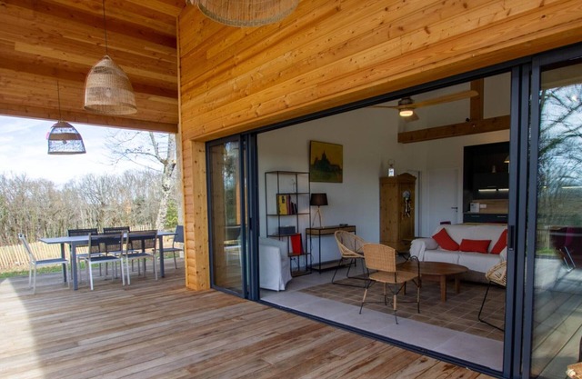 Comfortable cottage with private pool and enclosed garden in Dordogne
