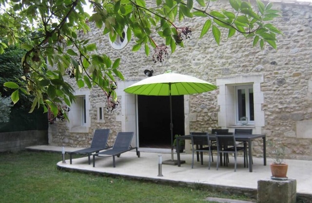 Comfortable House / Villa - Mouries