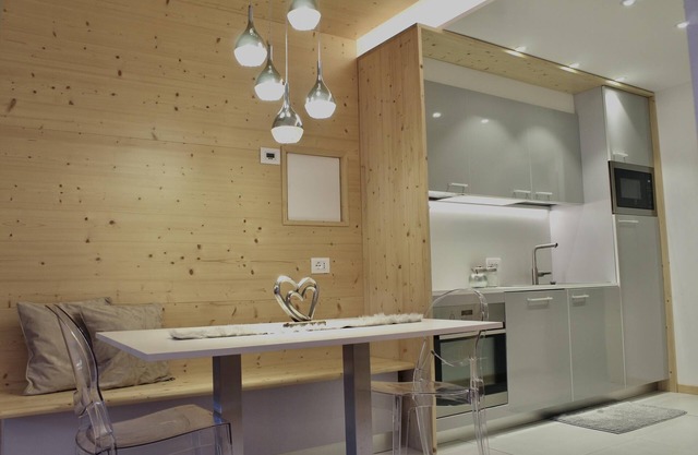 Comfortable Apartment “Eurochalet- S5” close to the Ski Lifts with Mountain View, Wi-Fi, Garden & Terrace; Parking Available