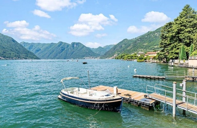 COMO LUXURY WITH PRIVATE LAKE ACCESS AND BREATHTAKING VIEWS