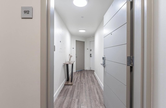 Connected Hotel Arya Studios | 2 Beds, 2 Baths, Kitchen + Free 2-Car Parking