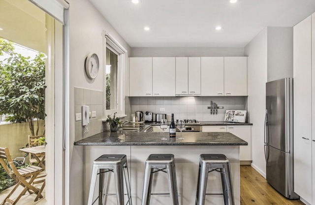 Convenient and quiet in sophisticated Malvern