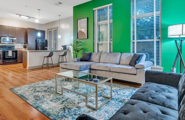 Conveniently Located 2bed2bath Buckhead Apt