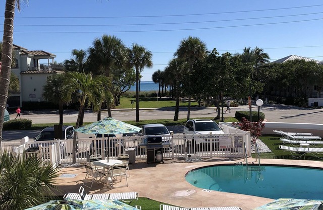 Coral Key Inn