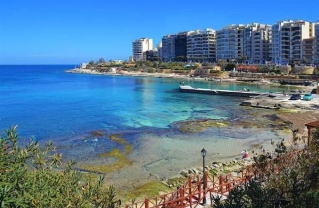 Cosy 1BR Penthouse With Terrace, Great Location
