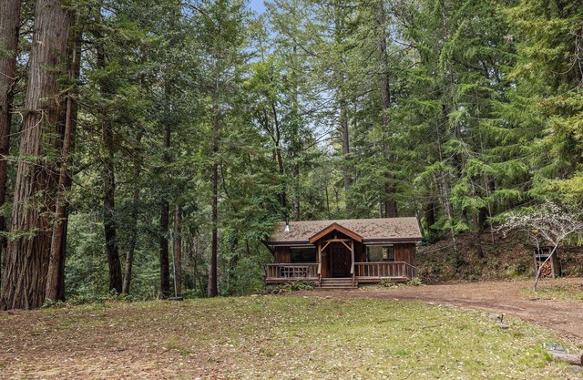 Cottage - 1-bedroom house at Leonard Lake Reserve