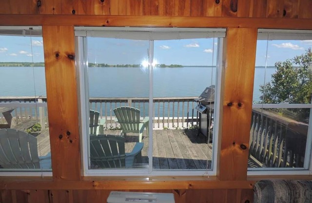 Cottage #2 - 3 bedroom/1 bath