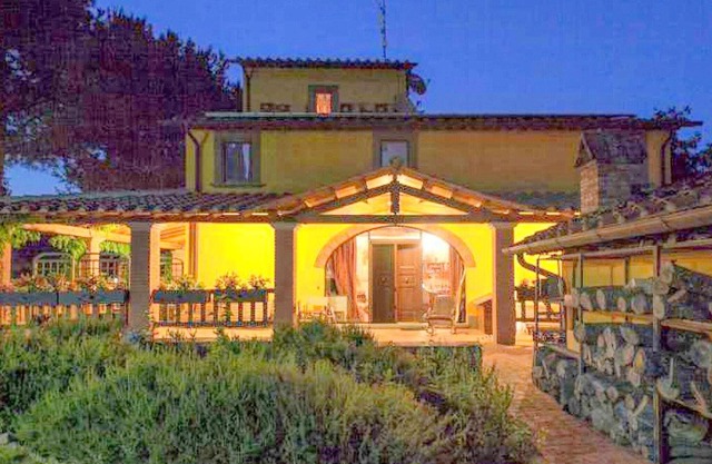 Cottage in Loro Ciuffenna with Pool & Sauna