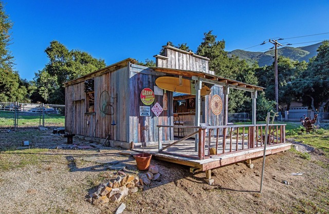 Country Charmer hidden in Green Valley just north of Santa Clarita