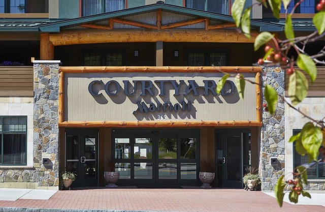 Courtyard by Marriott Lake George