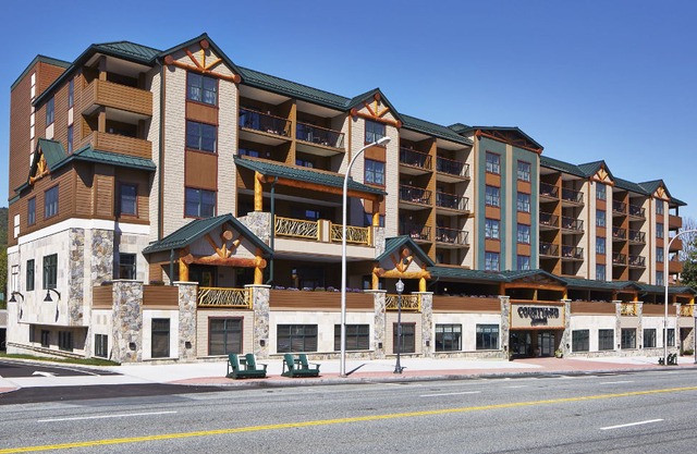 Courtyard by Marriott Lake George