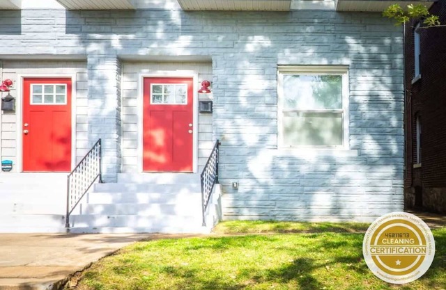 Cozy 3BR Townhome | Perfect Location/ABODEbucks