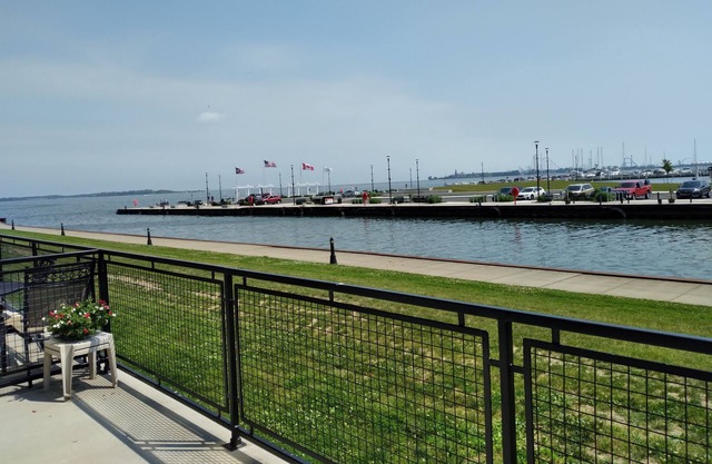 Cozy Chesapeake Loft with balcony overlooking Lake Erie..reserving now