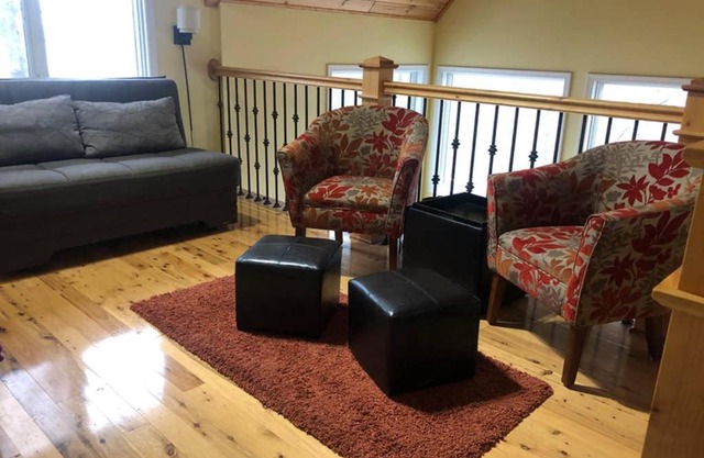 Cozy, Comfortable, Swiss Chalet on Big Fish Lake