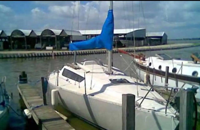 Cozy, Comfy and Quaint Blue Sailboat