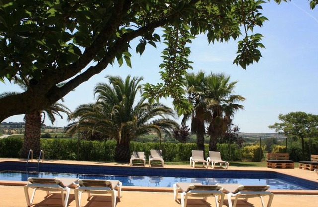 Cozy Cottage in Subirats with Swimming Pool