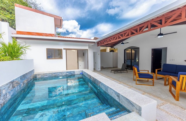 Cozy Home in Gated Community with Private Pool