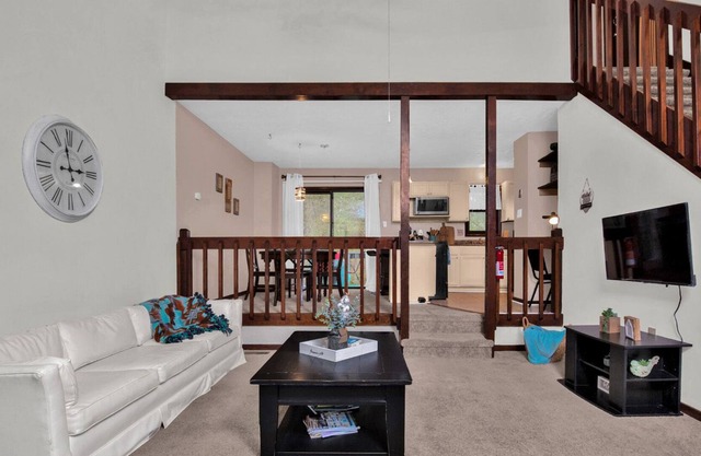 Cozy townhome 2 minutes away from Ft. Bragg