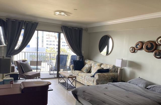 Cozy villa with ocean view and full amenities from Bluewater Resort