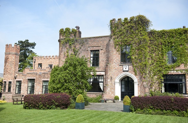 Crabwall Manor Hotel & Spa
