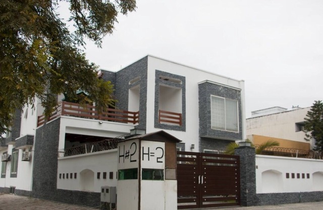 Crosswinds Guest House