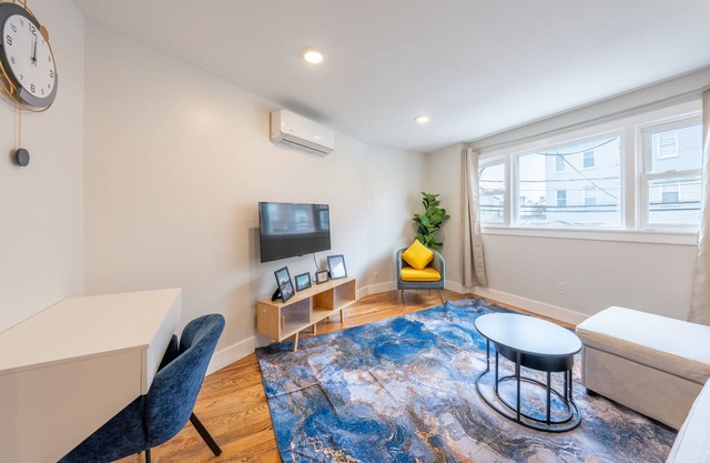 Curated Comfort 1 BR Apt. 8 Min to Penn Station!