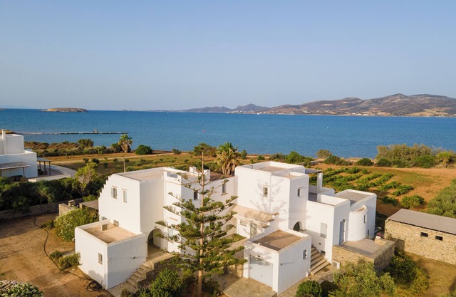 Cycladic Villa in Kampos