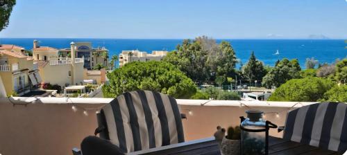 Dúplex con vistas al mar,cerca de playa y puerto