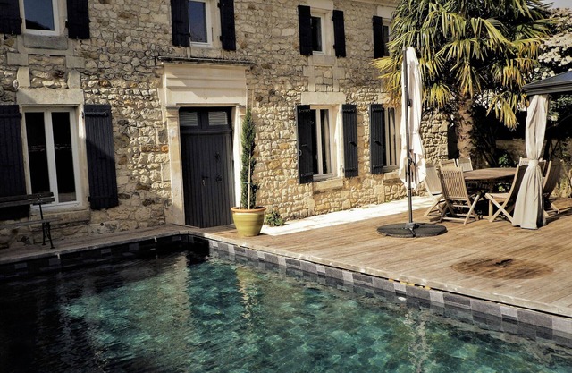D Le Logis du Breuil - Piscine privée