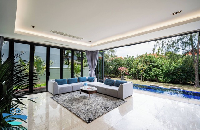 Danang private pool villa by Esea43