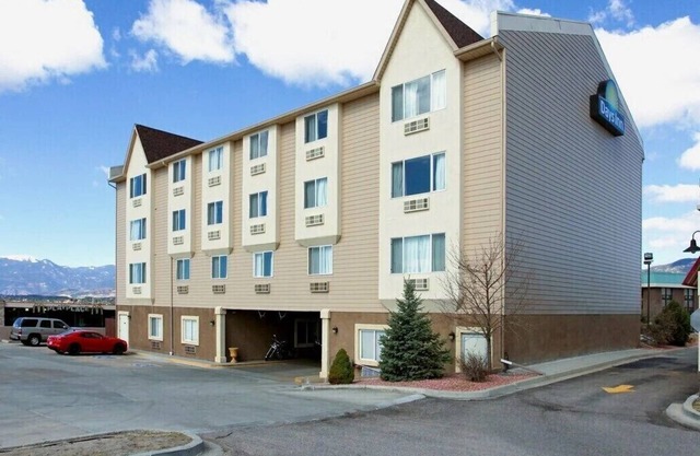 Days Inn by Wyndham Colorado Springs Air Force Academy